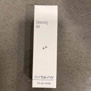 Skinbetter Science Cleansing Gel Refresh. New in box. Foaming gel cleanser.